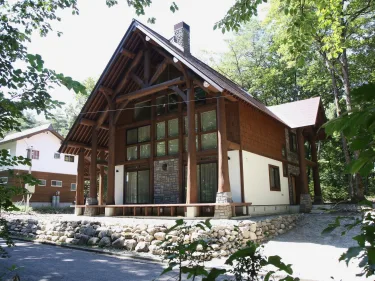 VILLA BAVARIA #2