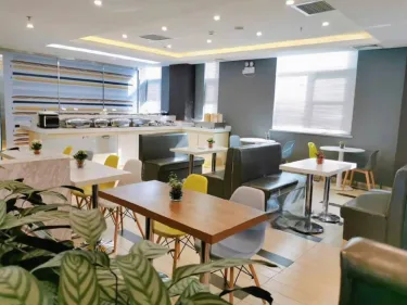 Ibis Hotel (Beijing Chaoyang Joy City) #4