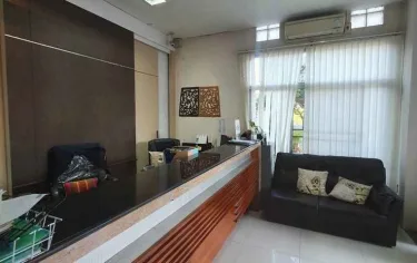 Lake Side Condominium #5
