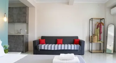 Levanda Luxury Studios Apartments #3