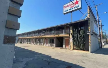 GOLDSTAR INN #4
