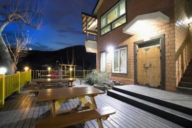 Tongyoung Blue House Spa Pension #3