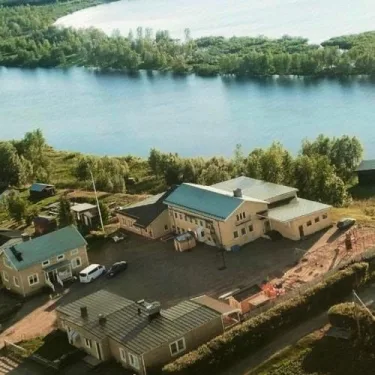 Kuttainen Lodge #2