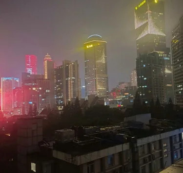 南京丽景铂金酒店（省中医院上海路地铁站店） #4