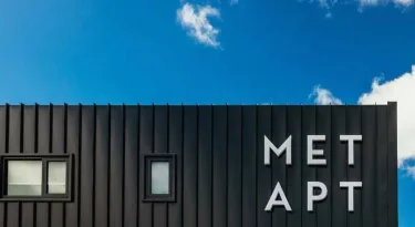 Met Apartments #3