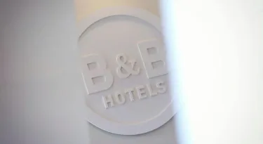 尚热拉瓦勒 B&B 酒店 #2