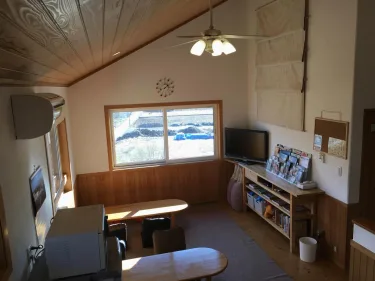 橙色小屋别墅 #3