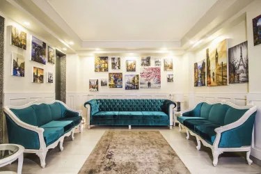 Hotel Magenta #3