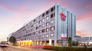 苏黎世皇冠假日酒店 #2