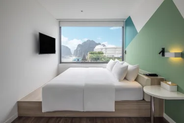 Tru by Hilton Ha Long Hon Gai Centre #2