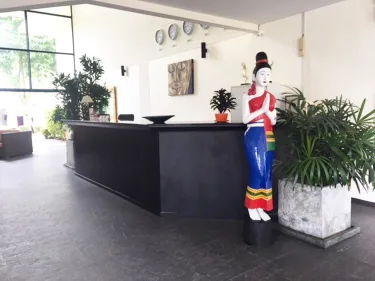 宁静湖畔度假村 #4