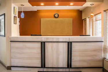 Clarion Inn & Suites Savannah #3