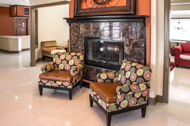 Clarion Inn & Suites Savannah #2