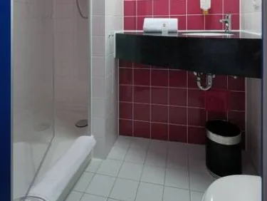 B&B HOTEL Regensburg-City #4
