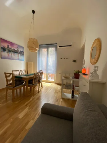 ITISEASY PALERMO 
 CIR 19082053C204035 #2