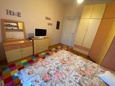 Fantastic 2 Bedroom Apartment - Top Center #3