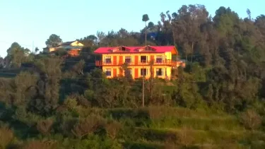 In Apple Estate Kanatal #4
