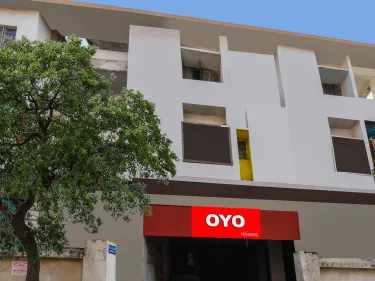 OYO 87217 Vibrant Inn #2