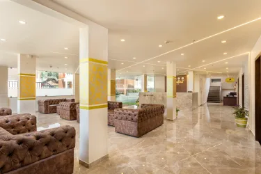 Cloud Castle Resorts And Spa, Munnar #5