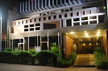 ASIAN INN #4