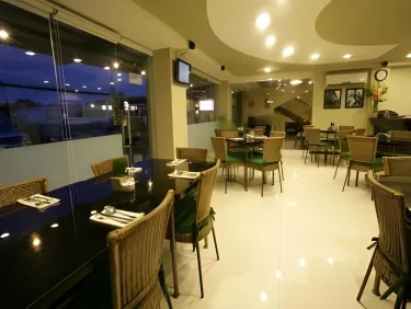 L广场酒店 #4