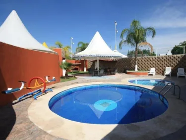 Hotel Splash Inn #5