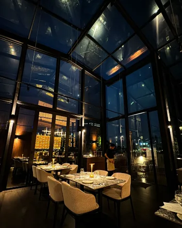 B Hotel #4