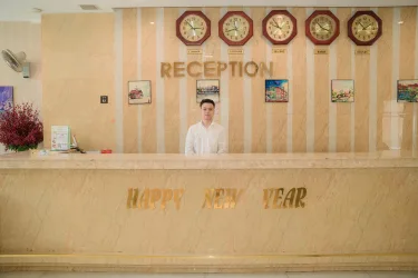 Nhat Linh Hotel & Suites Da Nang #3