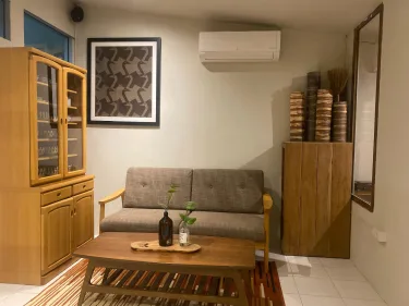 THE GOOSE HOUSE UBON #4