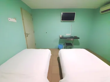 The Inn Hotel #4