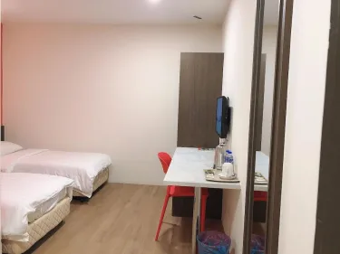 黄金峰酒店 #2