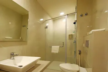 Hotel Magenta #2