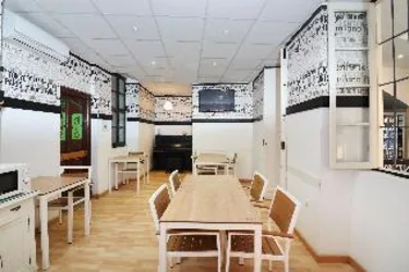 Feel Hostels City Center #4