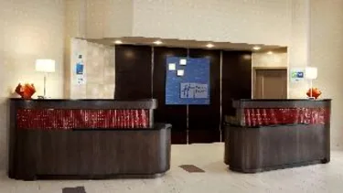 Holiday Inn Express & Suites Naples Downtown - 5th Avenue by IHG #4