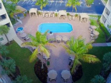 Holiday Inn Express & Suites Naples Downtown - 5th Avenue by IHG #3