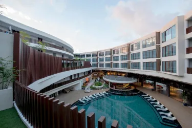 Hue Hotels and Resort Boracay #3