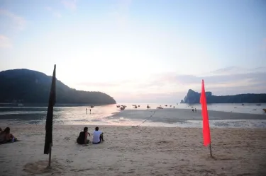 Twin Palms Phi Phi青年旅馆 #4