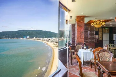 Huong Viet Hotel Quy Nhon - Beachfront  #2
