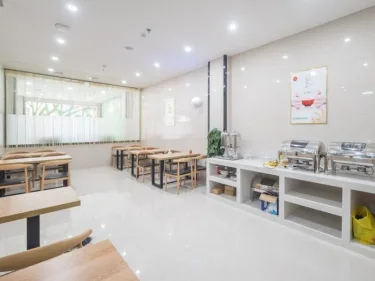 青皮树上饶弋阳县胜利路酒店 #5