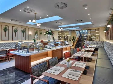 EST Grand Hotel Savoy #4