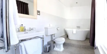 Red Lion Hotel #4