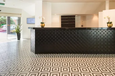 Bay Plaza Hotel #2