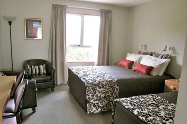Buller Court on Palmerston #2