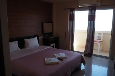 卫莱旅馆 #2