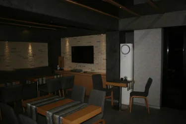 布莱克酒店 #2