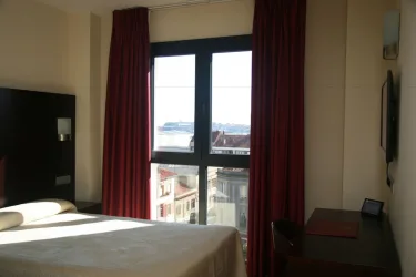 Hotel 44 #5