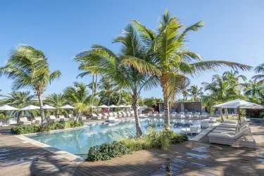 Hodges Bay Resort & Spa, an HQ Luxury Resort & Residences #3