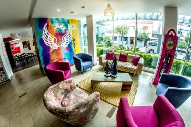 Hotel Embassy #3
