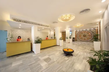 Hotel Maurya #2