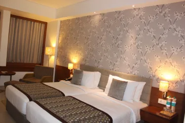 Hotel Maurya #4